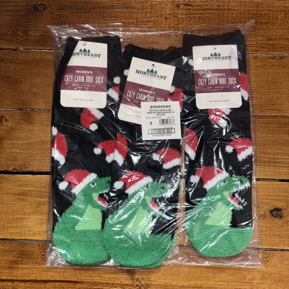 Cozy Cabin‎ Aloe Boot Socks Christmas Holiday Dinosaur Women's Family 3 Pack NEW